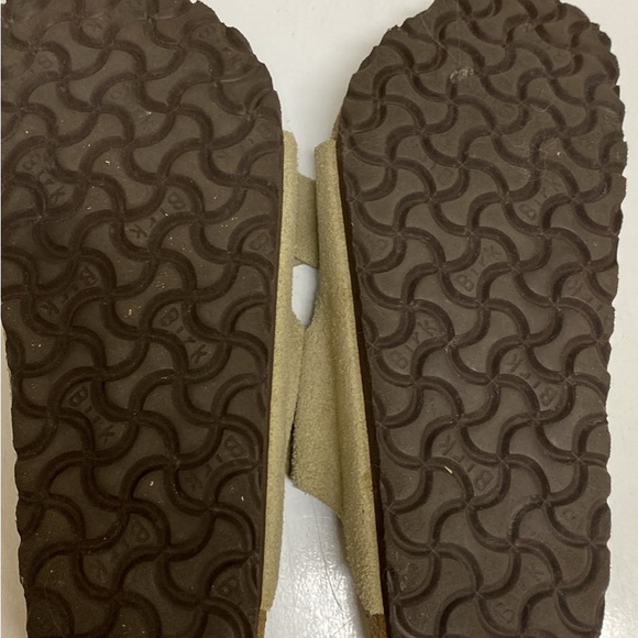 Birkenstock Arizona Tan Suede Sandals size 40 (9-9.5) - Picture 3 of 6
